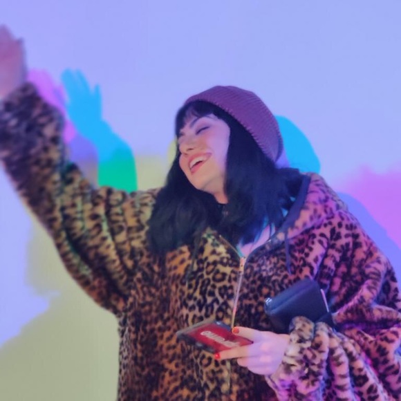 Meet your Posher, Kandii - Picture 2 of 6